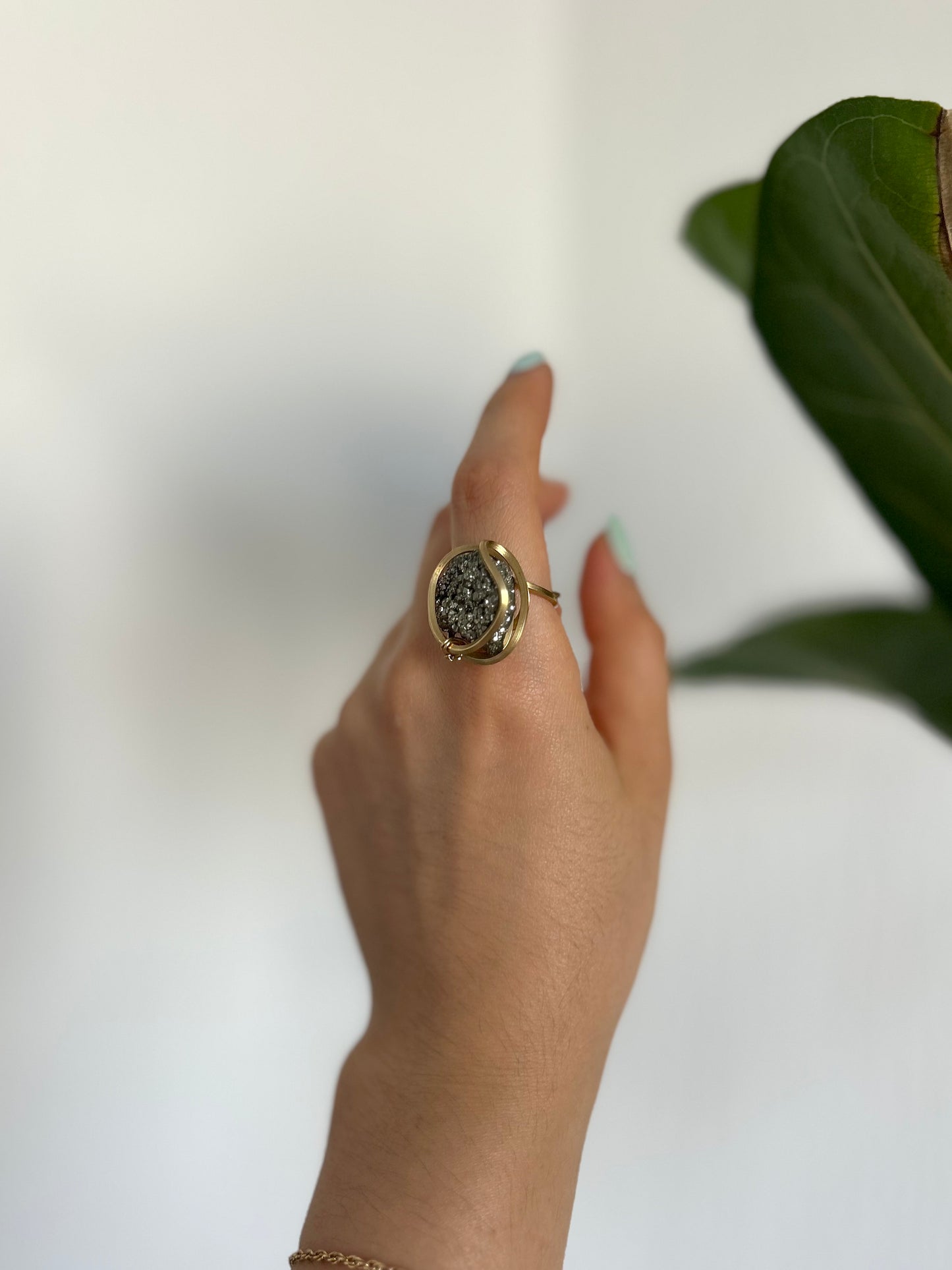 Anillo Pirita
