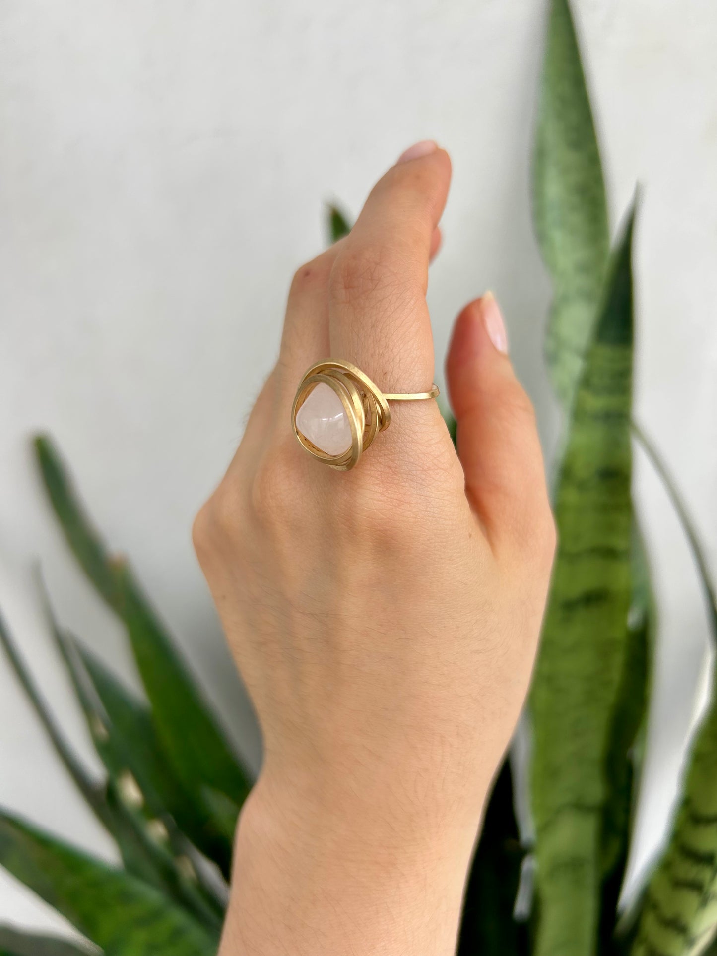 Anillo Cuarzo Rosa