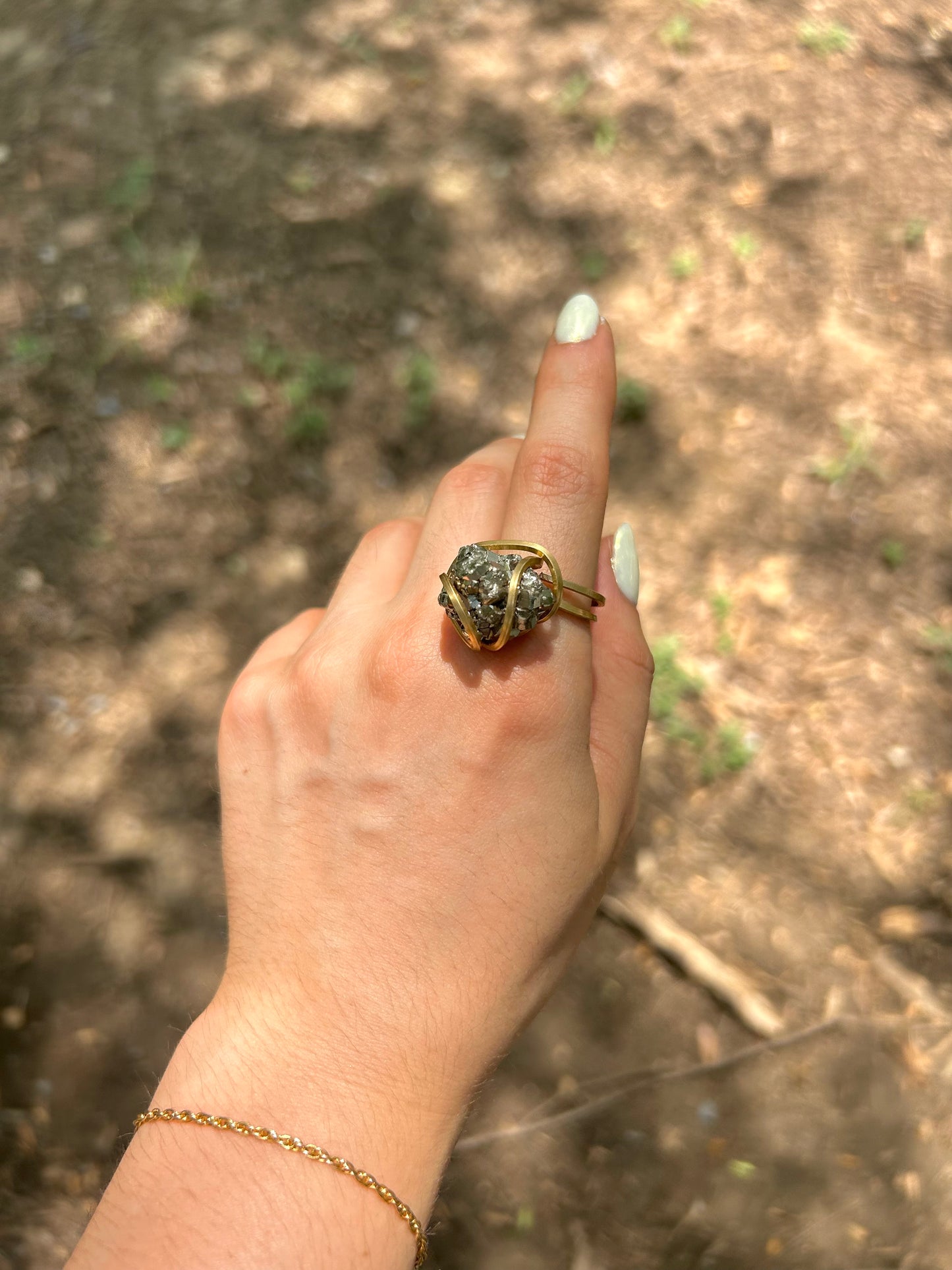 Anillo Pirita