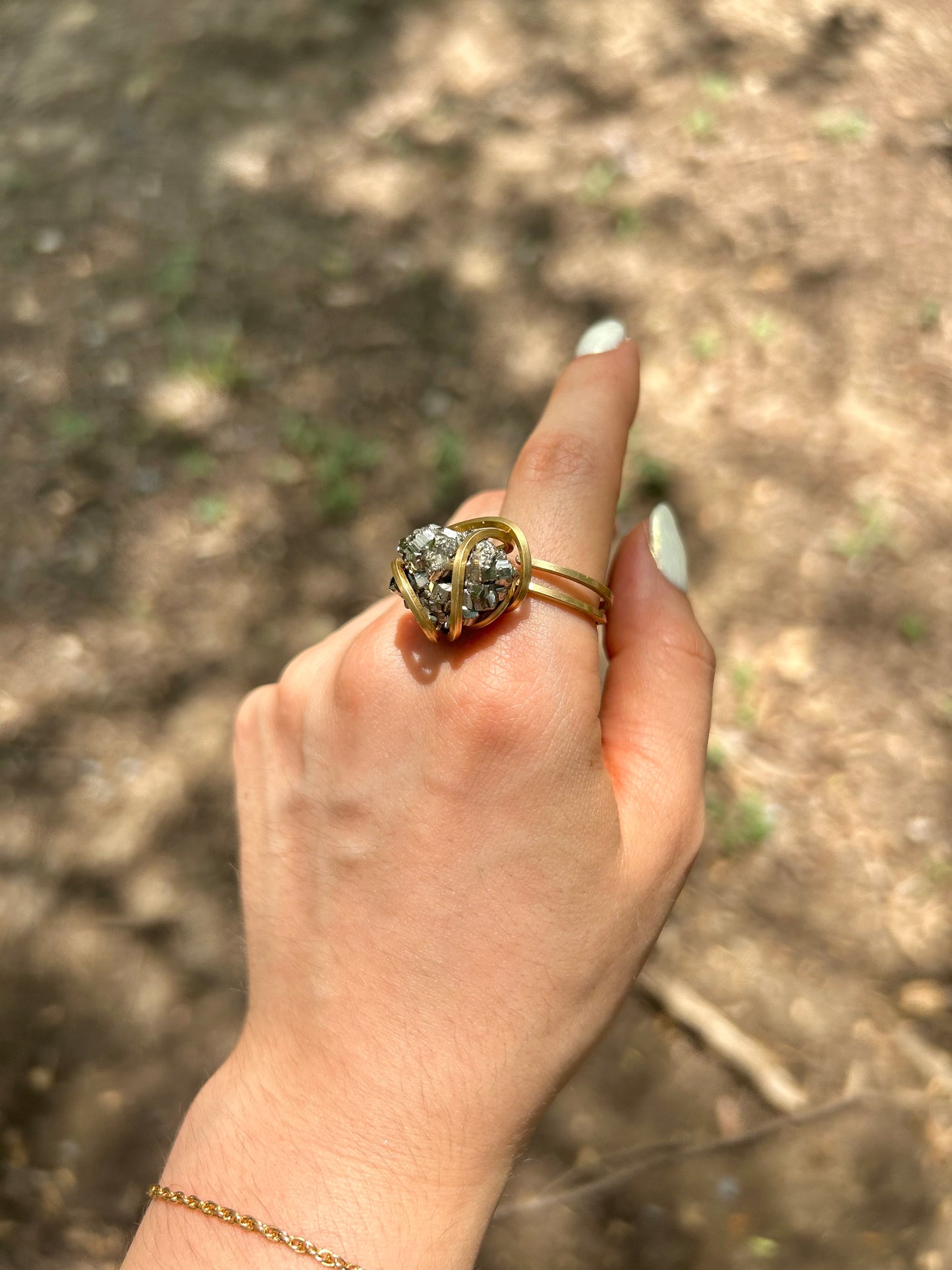 Anillo Pirita