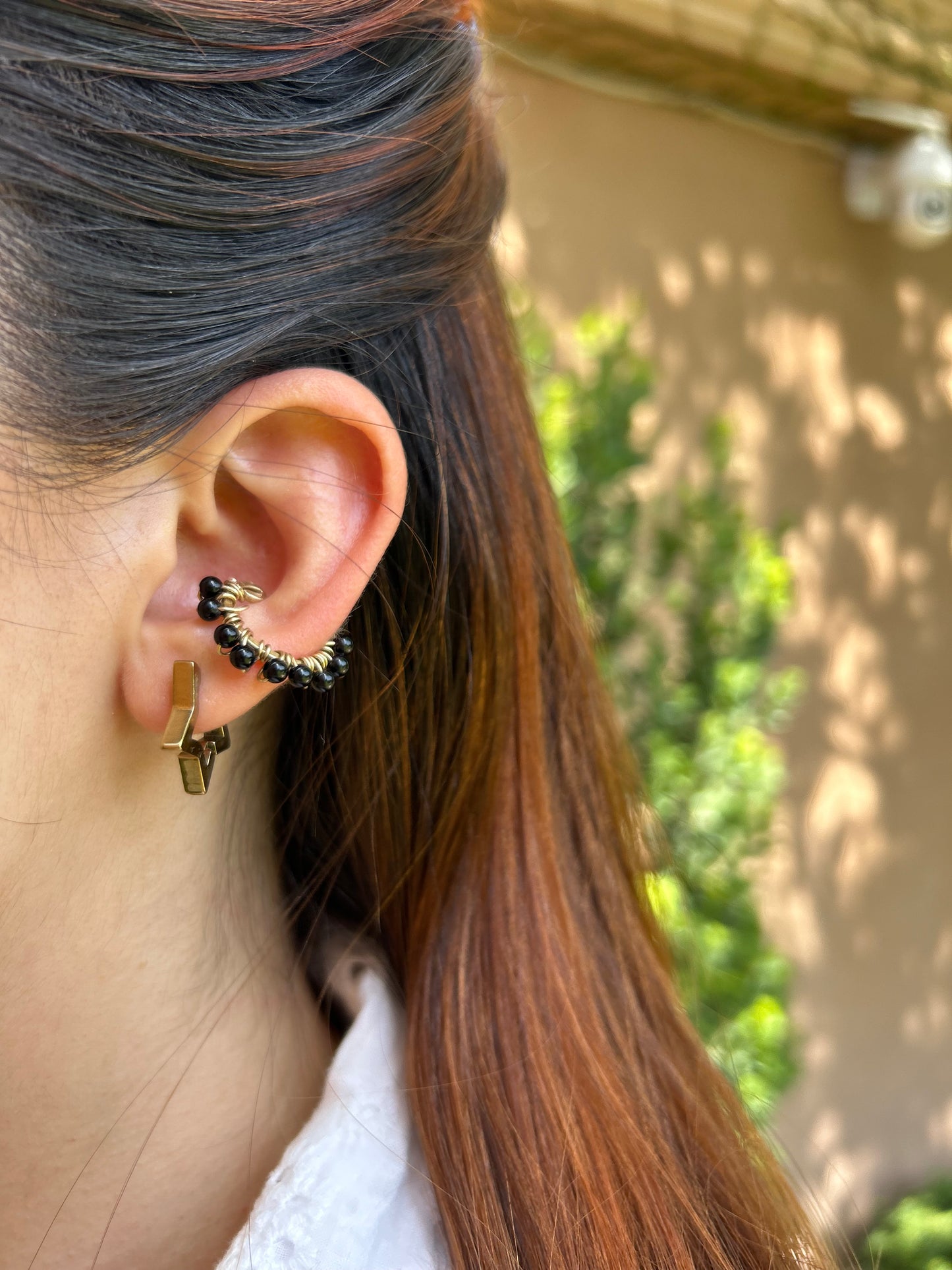 Arete Earcuff Obsidiana Negra