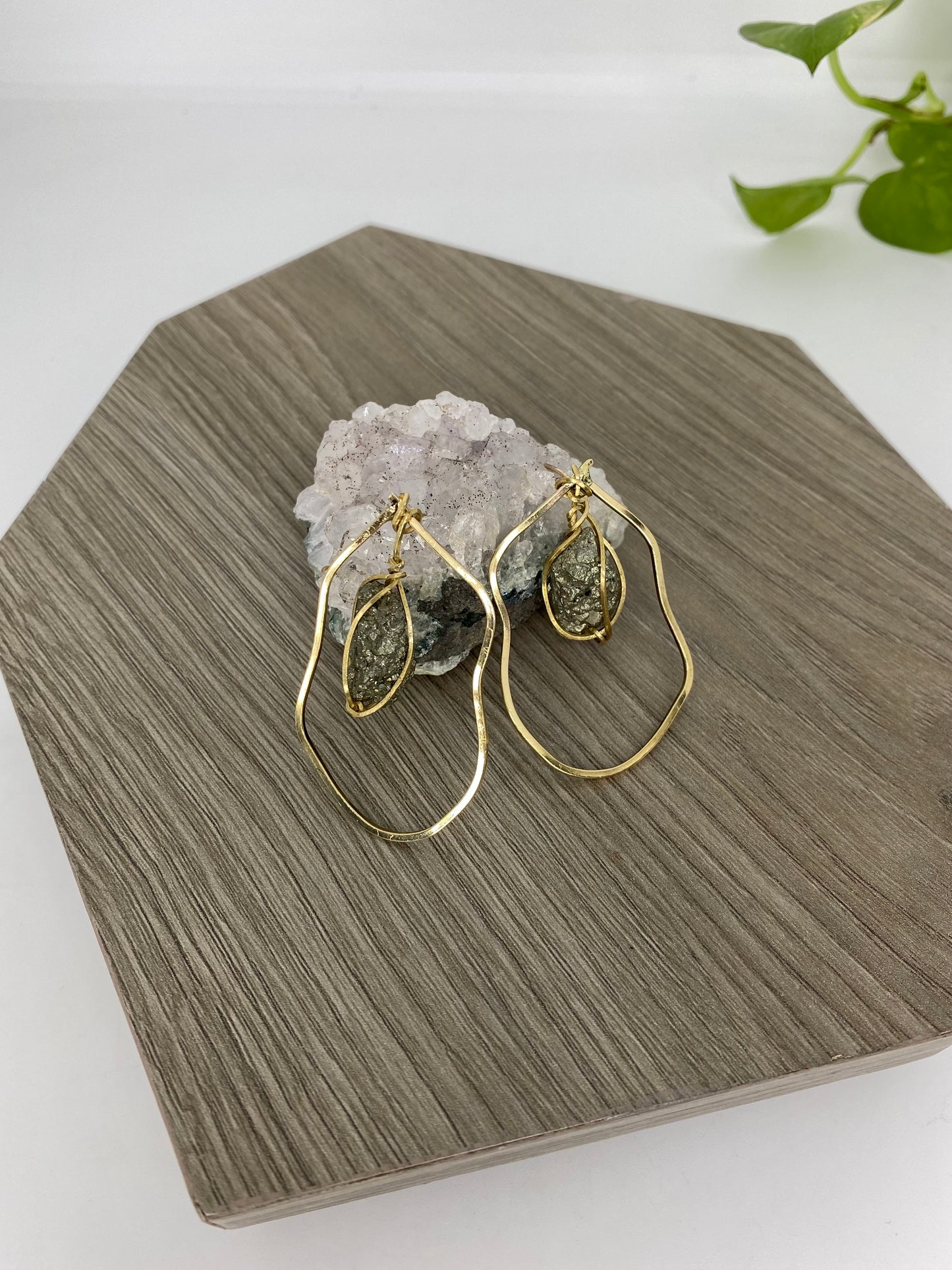 Aretes Pirita