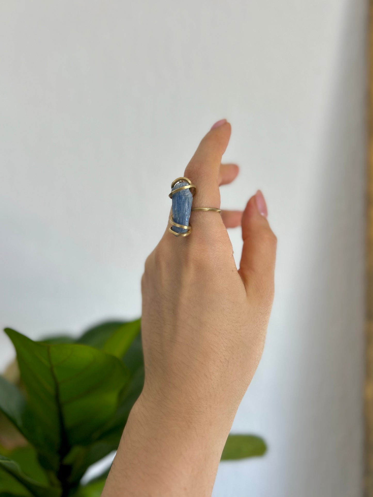 Anillo Cianita