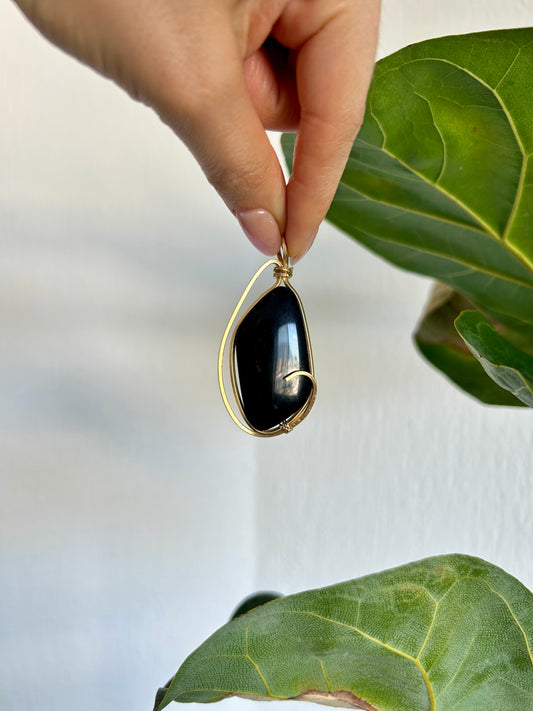 Dije Obsidiana Negra