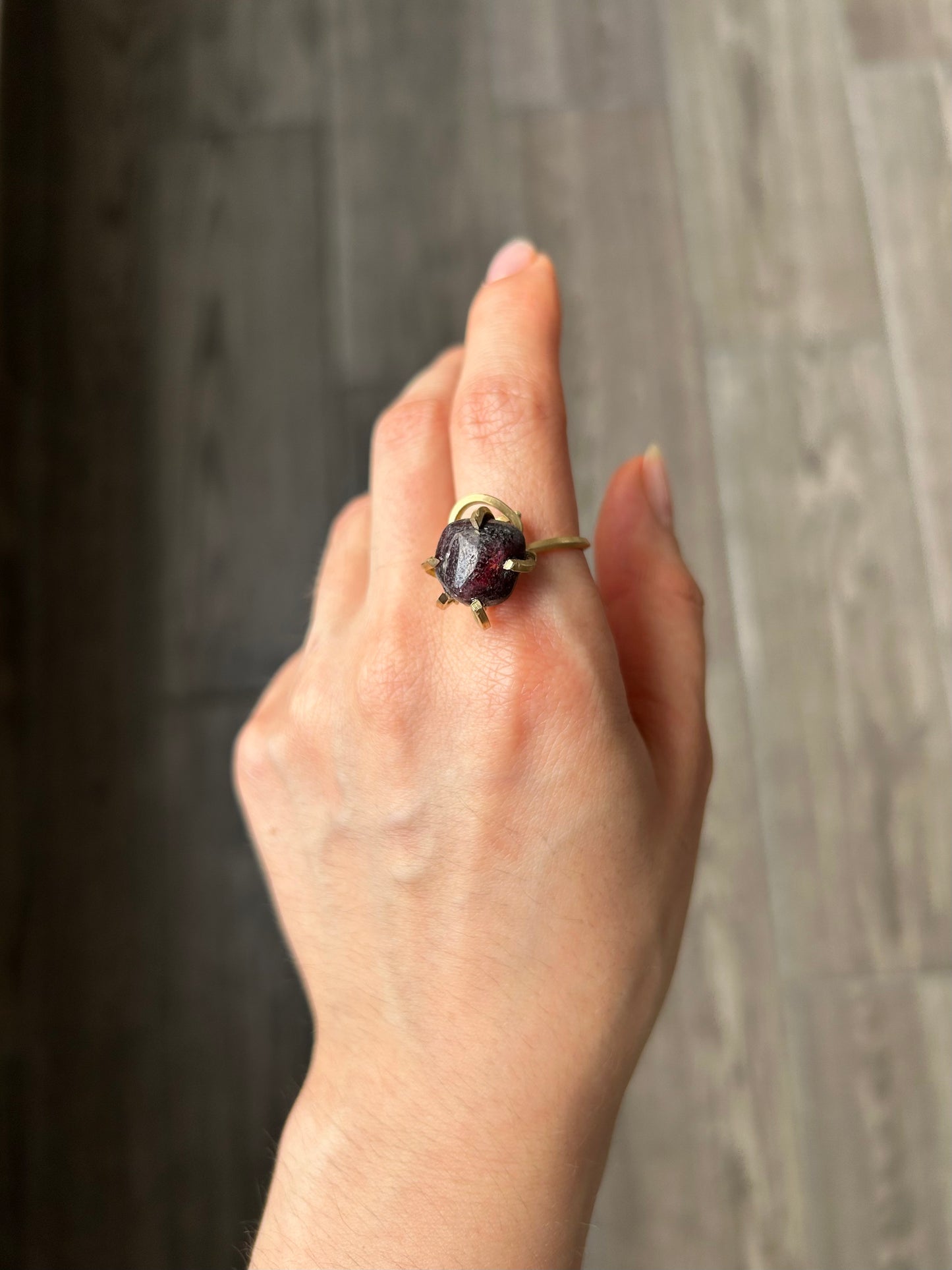 Anillo Granate
