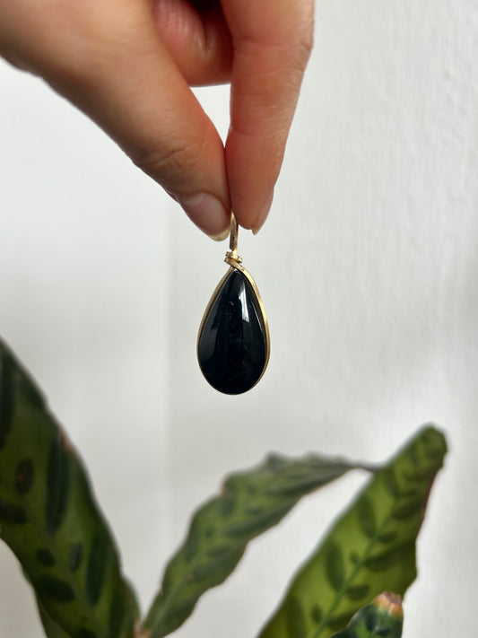 Dije Obsidiana Negra