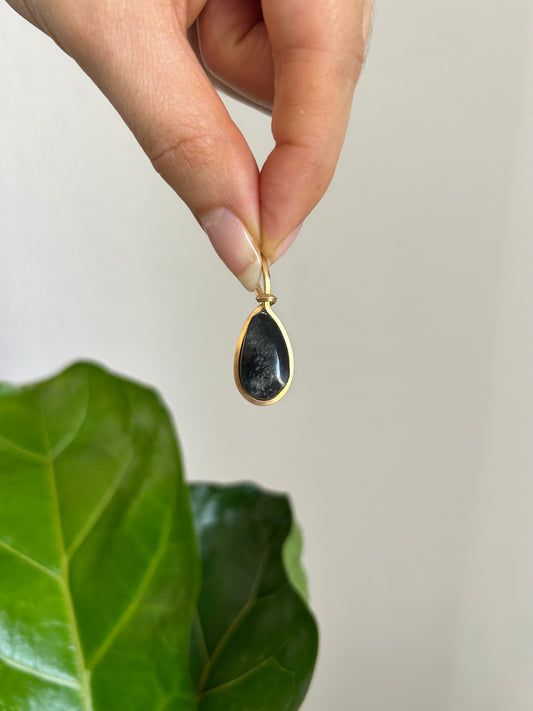 Dije Obsidiana Dorada