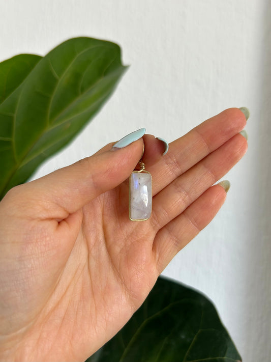Dije Piedra Luna