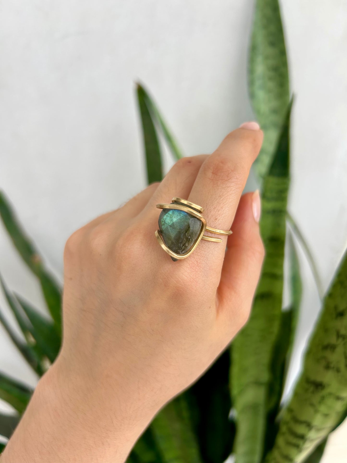 Anillo Labradorita