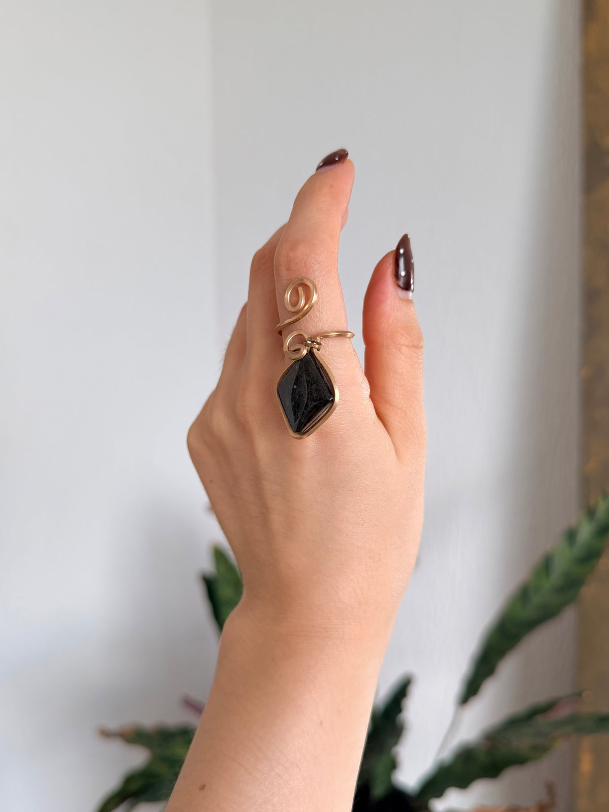 Anillo Obsidiana Dorada