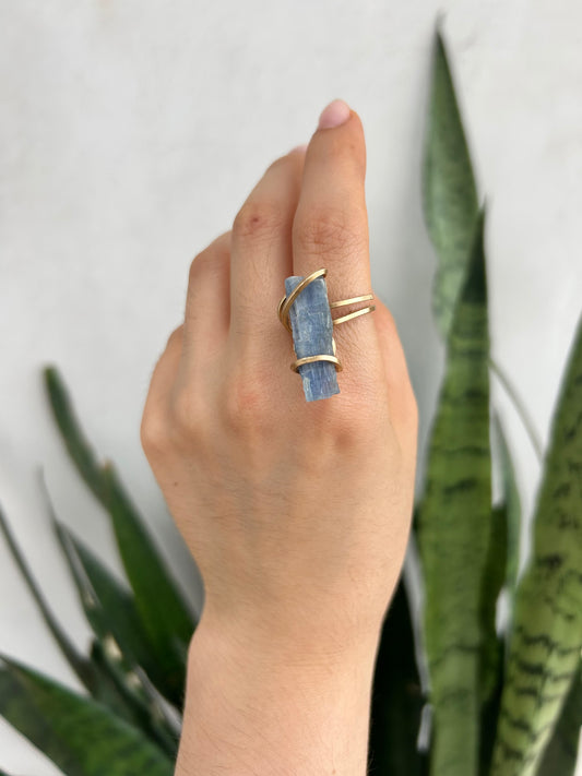 Anillo Cianita