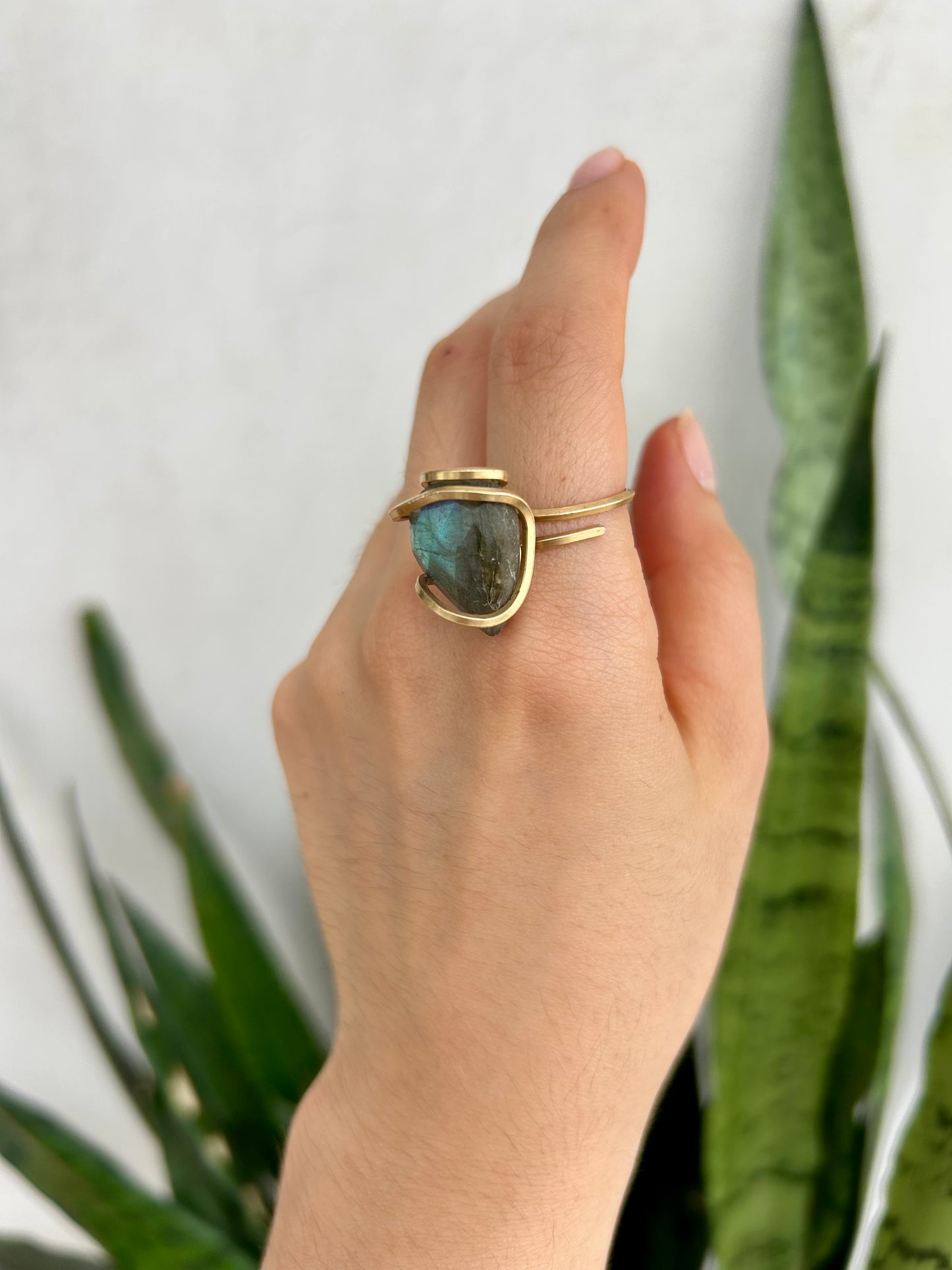 Anillo Labradorita