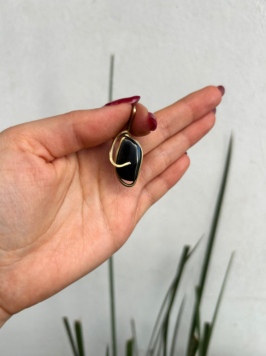 Dije Obsidiana Negra