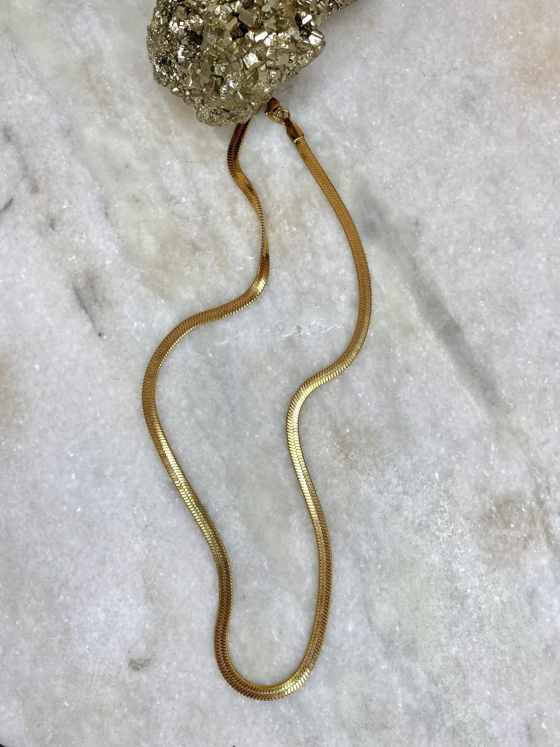 Cadena tejido planchado - Arua Joyería 